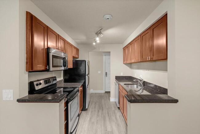 Primary Photo - Stunning 2 Bedroom 1 Bathroom CONDO with B...