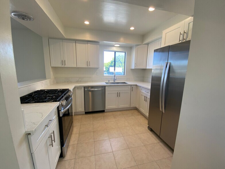 Building Photo - 13001 Venice Blvd.