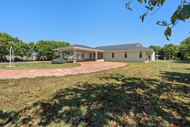 Building Photo - 24555 SW 167th Ave