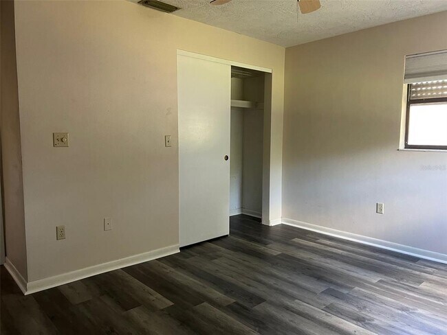 Building Photo - 86 Talley Dr