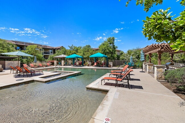 Building Photo - Lakeline East Apartments