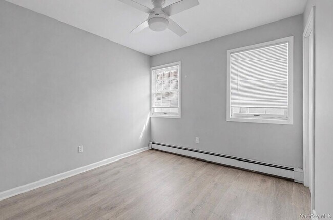 Building Photo - 616 E Broadway