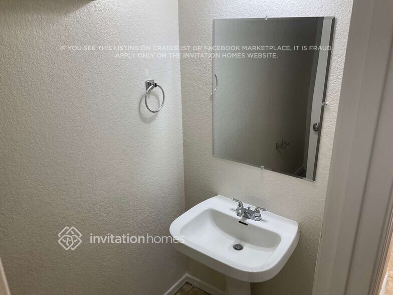 Building Photo - 40661 N Ancona Ct