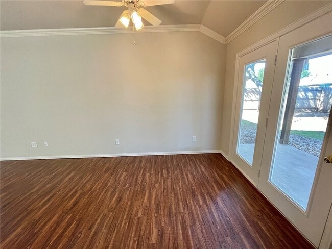 Building Photo - 822 Rambling Ct
