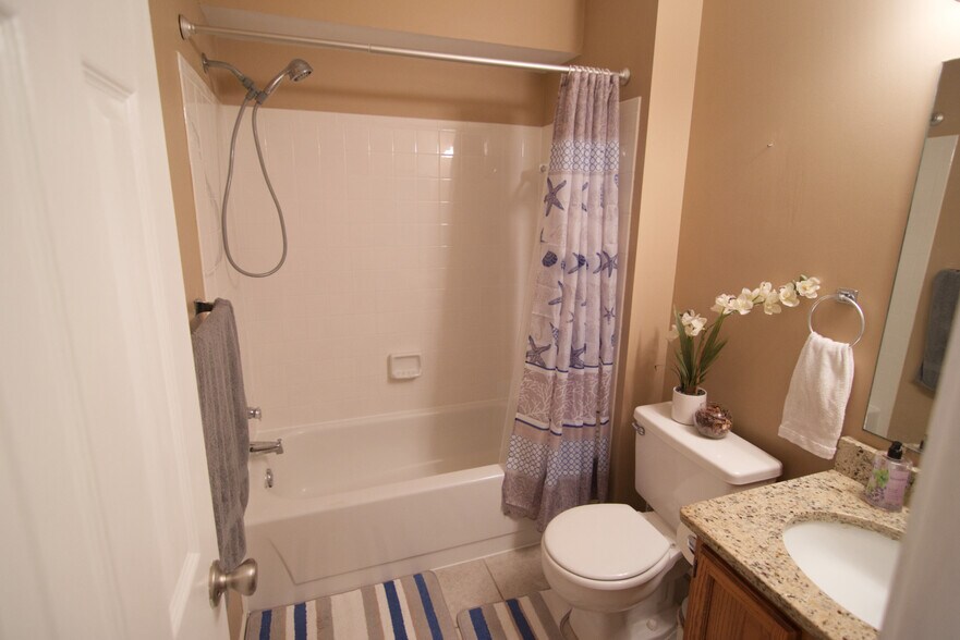 Building Photo - 7718B Lexton Pl