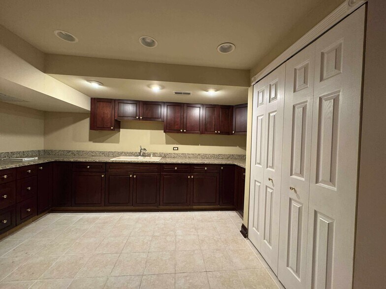 Building Photo - 4871 Boulder Ln