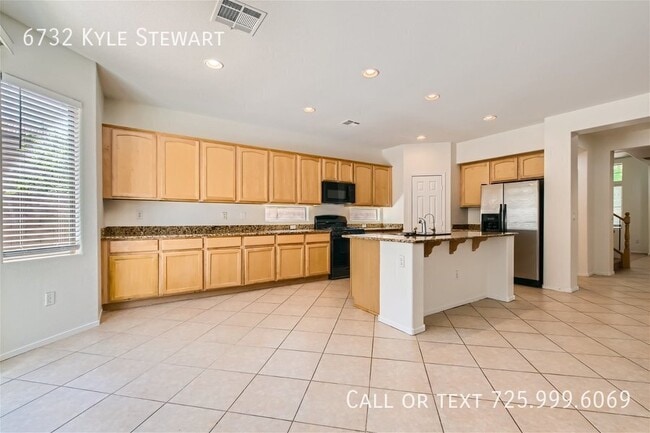 Building Photo - 6732 Kyle Stewart Ct