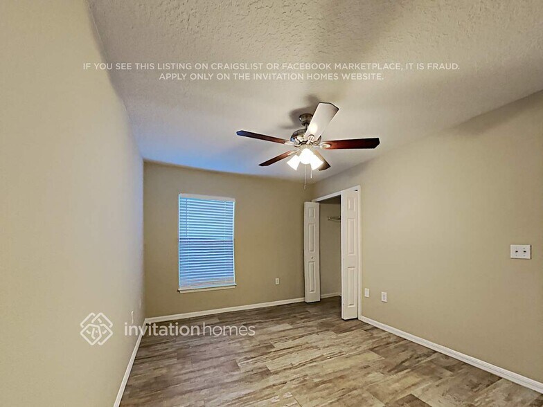 Building Photo - 4716 Four Lakes Dr