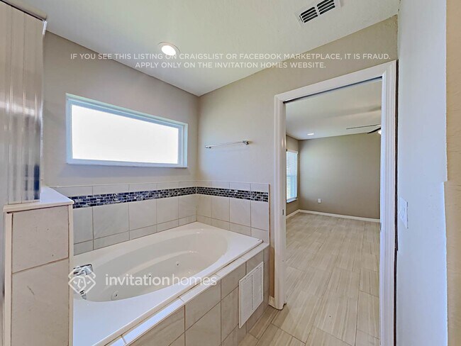 Building Photo - 8046 Diamond Creek Ln