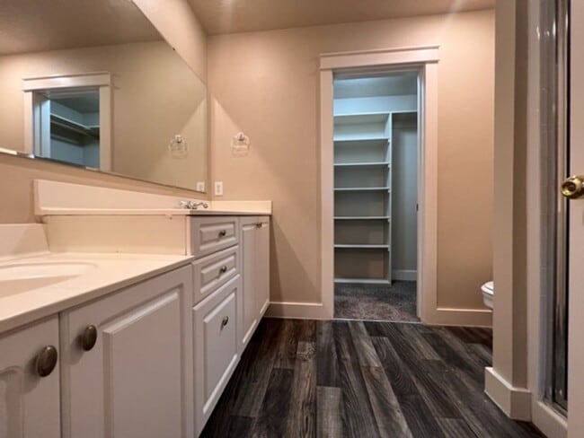 Building Photo - 5774 Parchment~Gorgeous Bristol Heights Home w/ Hardwood & Custom Cabinetry!