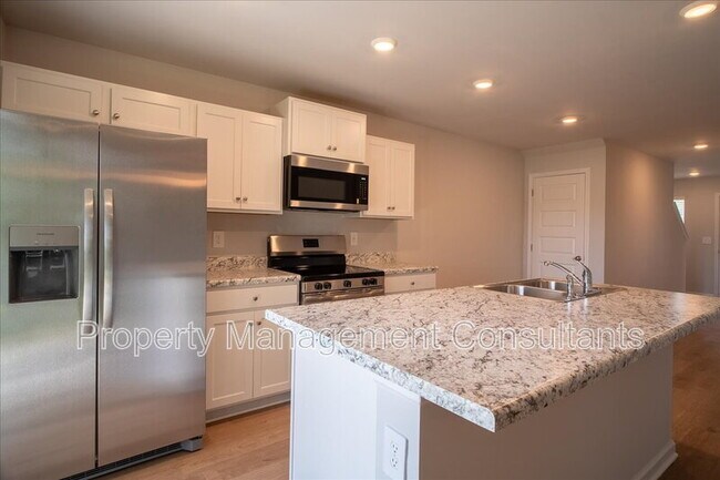 Building Photo - 4151 Hudson Ct SW