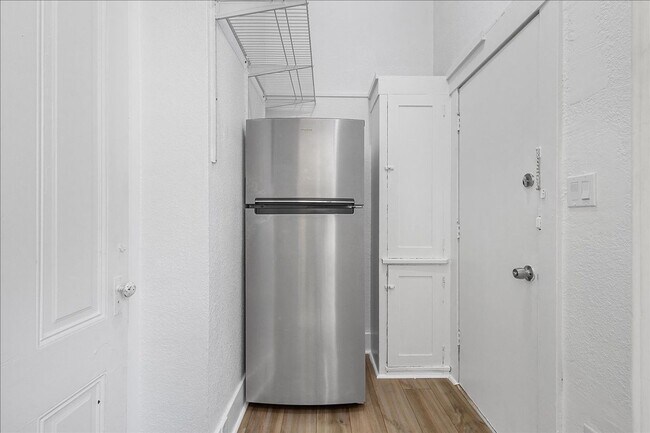 Building Photo - 1517 Willow St