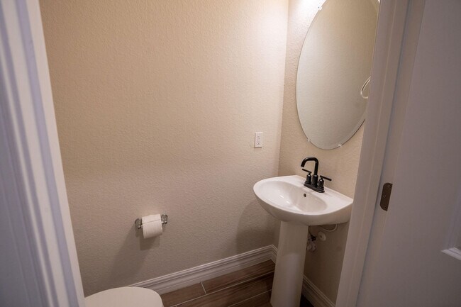 Building Photo - 4819 Indio Trl