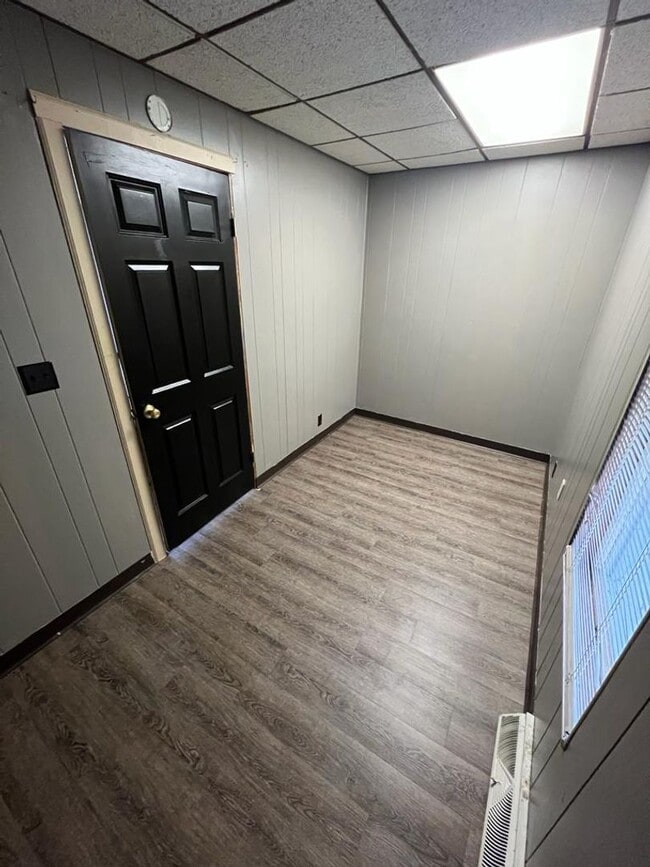 Building Photo - RE SOLUTIONS WI LLC