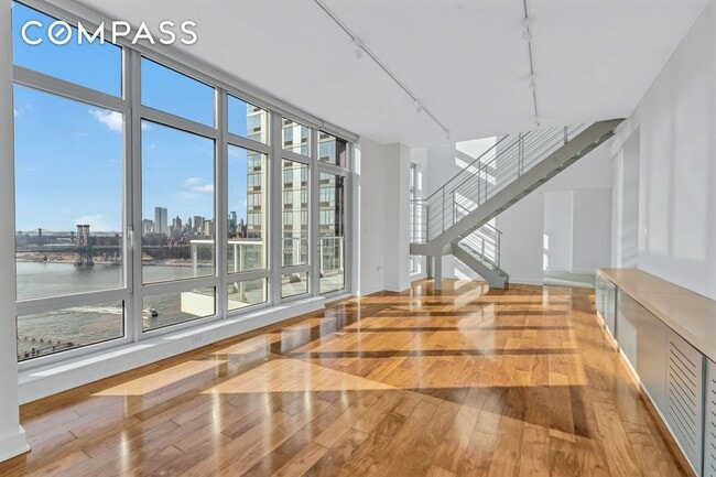 Building Photo - 2 N 5th St