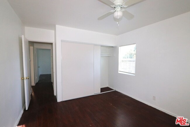 Building Photo - 8150 Sepulveda Pl