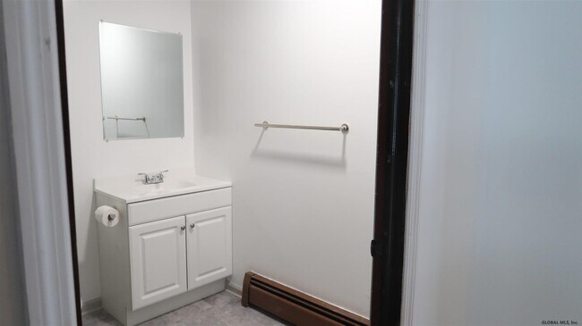 Building Photo - 90 S Central Ave