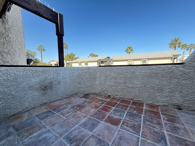 Building Photo - 5080 Jeffreys St