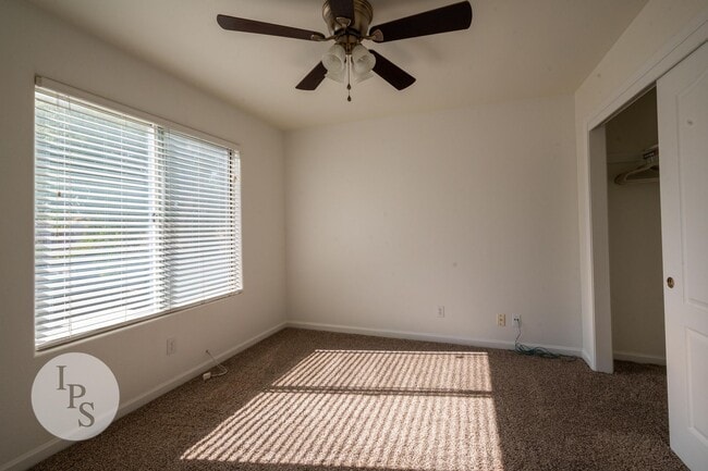 Building Photo - Gated Fresno NW Home, 3BR/2BA, in CUSD - L...