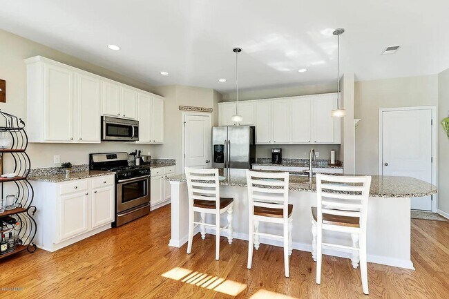 Building Photo - 209 Waterstone Wy