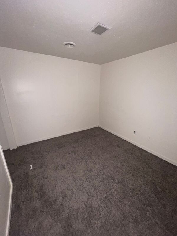 Building Photo - 1471 Dorgan St