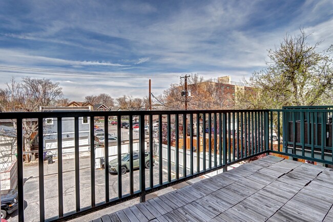 Building Photo - 2711 Welton St
