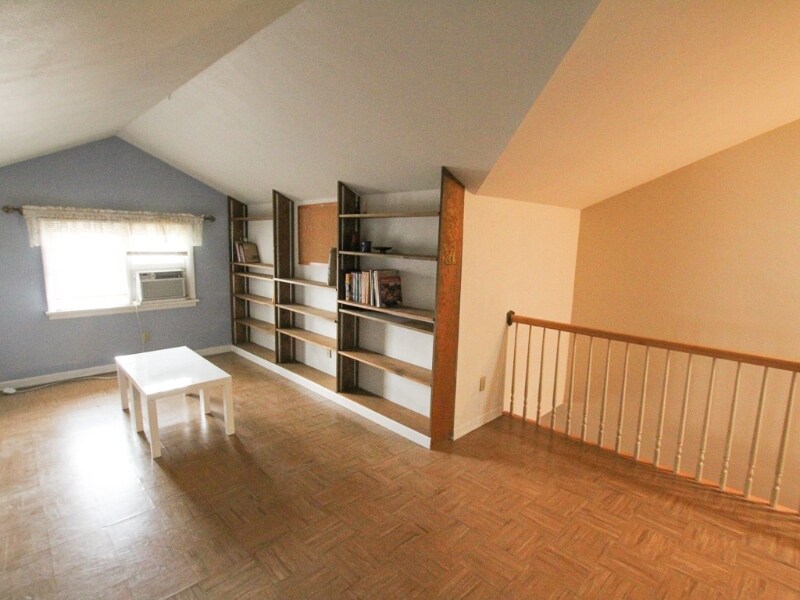 Building Photo - 4950 Lemay Ferry Rd