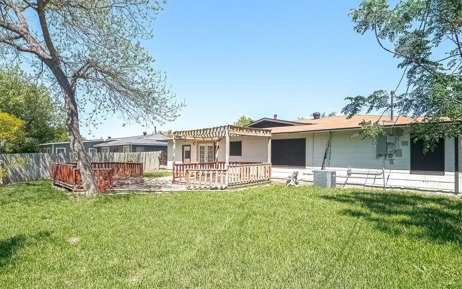 Building Photo - 418 Shannon Lee St
