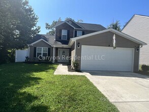 Building Photo - Recently Renovated!!Beautiful 4BR home.