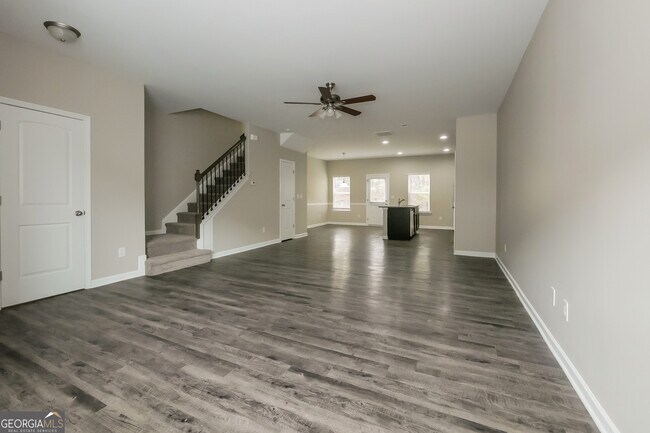 Building Photo - 6109 Oakley Rd
