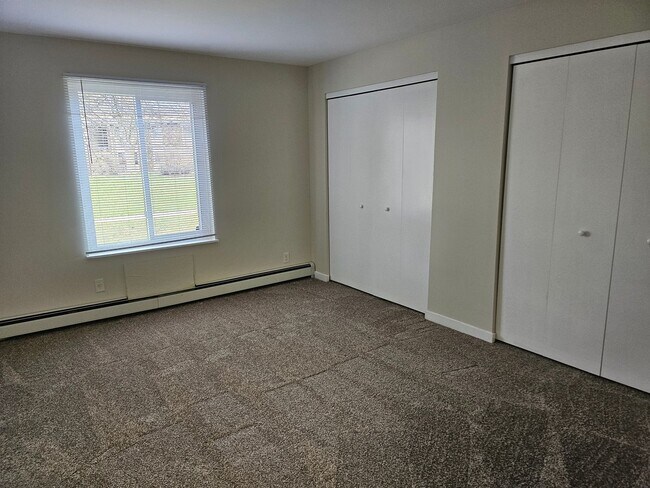 Building Photo - 1100 Light Road