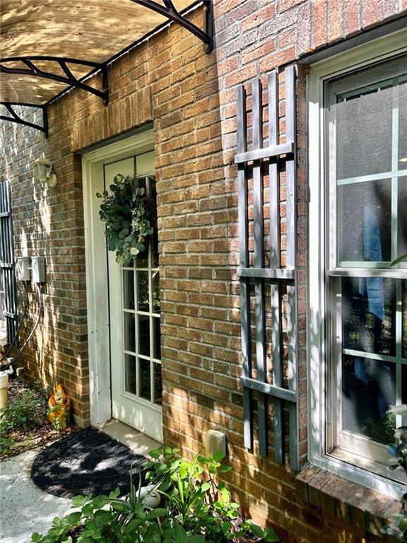 Building Photo - 2216 Plantation Ln