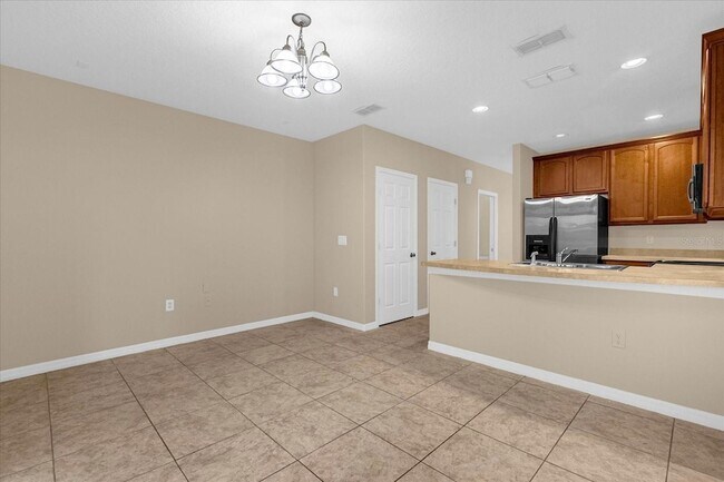Building Photo - 3360 Windleshore Way