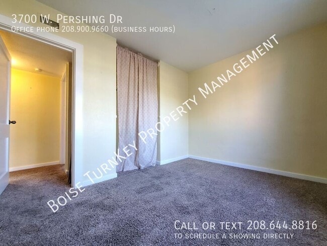 Building Photo - 3700 Pershing Dr