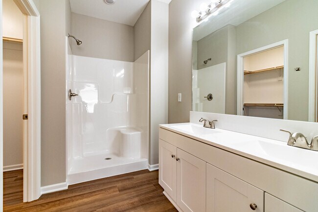 Building Photo - 1526 Park Ave