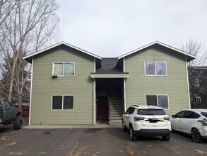 Building Photo - 1631-1637 SW Salmon