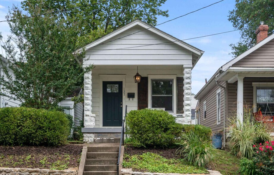 Building Photo - 127 N Charlton St