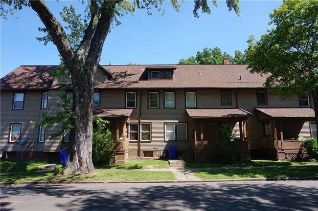 Primary Photo - 1156 Dewey Ave