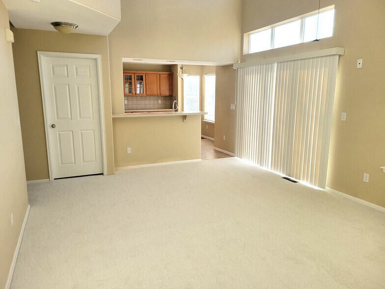 Building Photo - 13712 Narrowleaf Dr