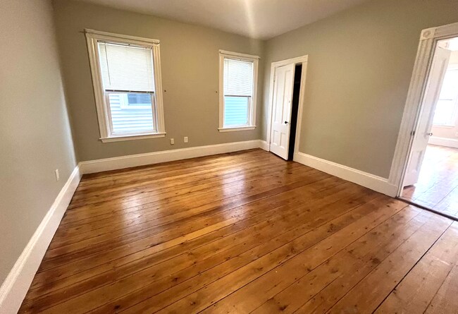 Building Photo - 17 Maryland St