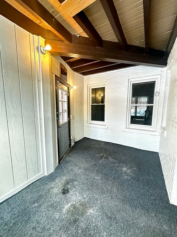 Building Photo - 577 Pleasant St