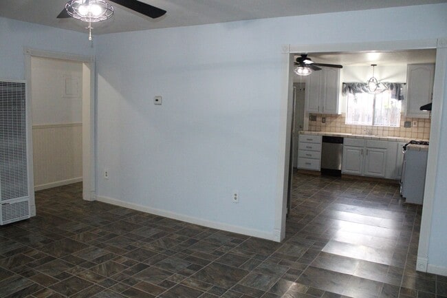Building Photo - **COMING SOON!!! ** Gated Three Bedroom, 1 Bathroom House in Bay Point