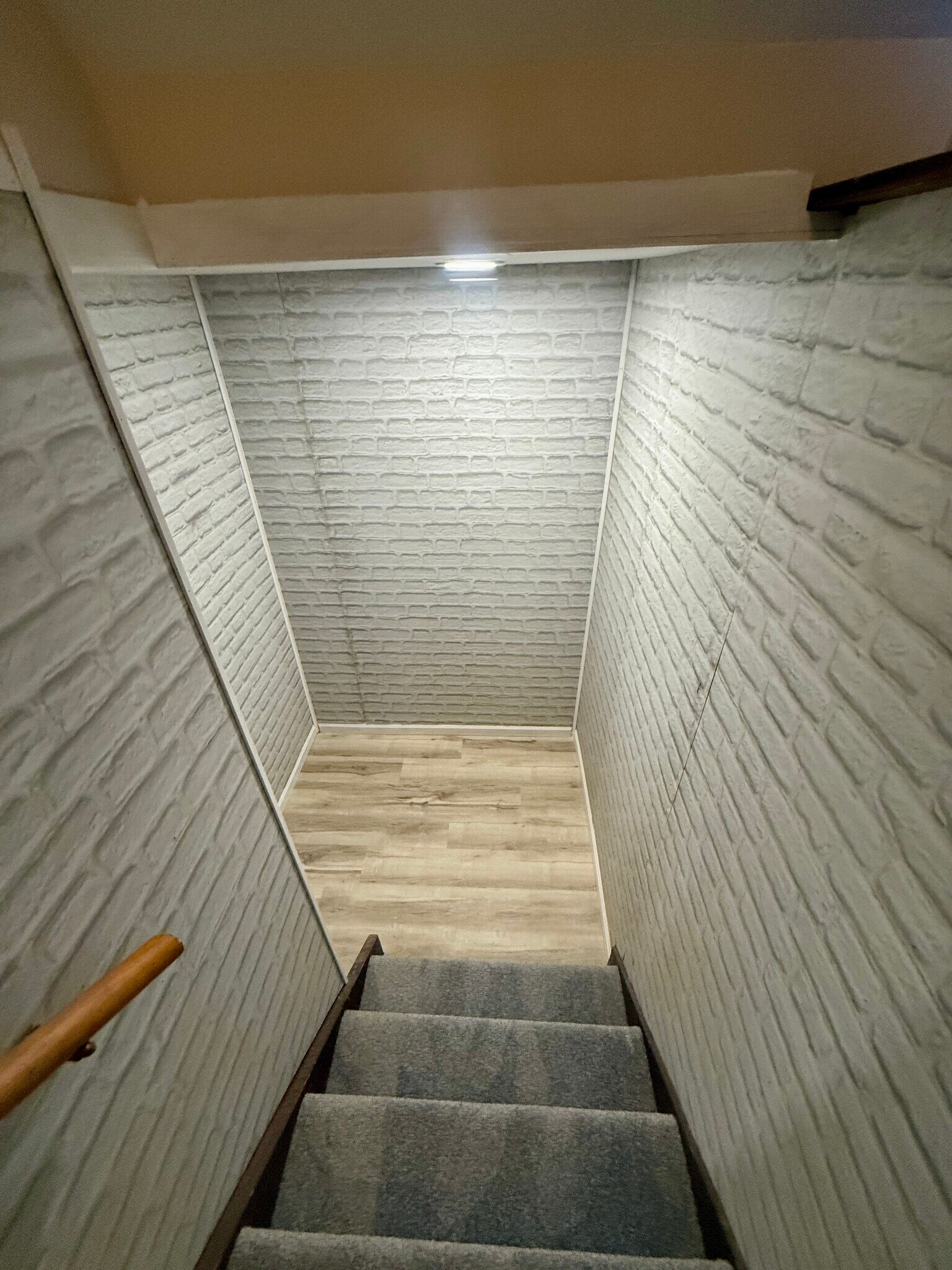 Building Photo - 7217 Park Shores Ct