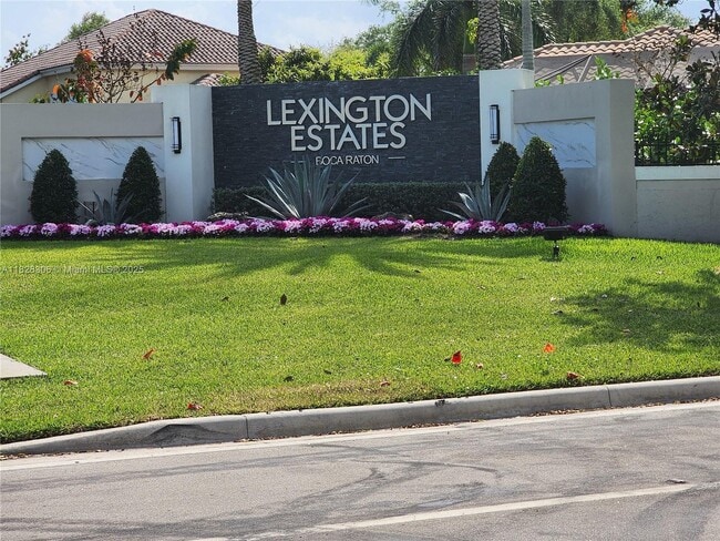 Building Photo - 10246 Lexington Estates Blvd