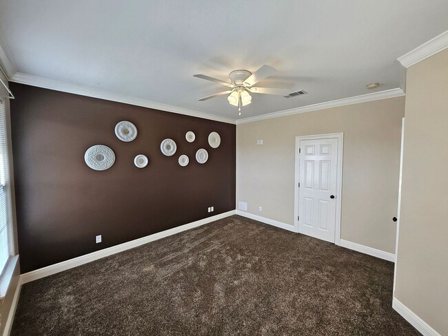 Building Photo - 149 J Bar Run Road