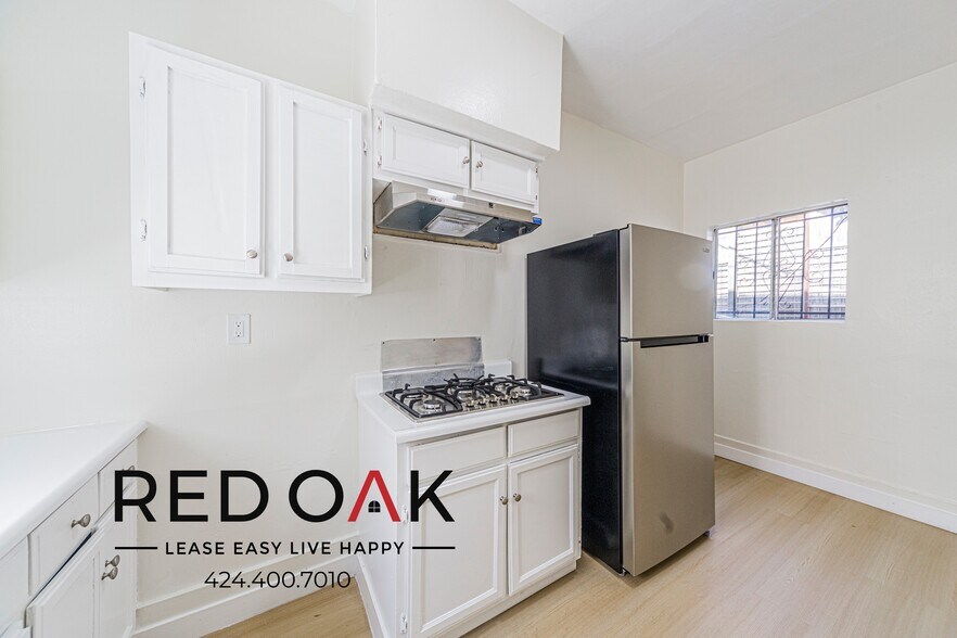 Building Photo - 2505 Malabar St