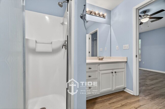 Building Photo - Townhome Living on Daniel Island