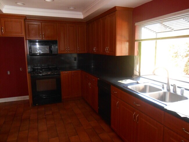 Building Photo - 22431 Rippling Brook