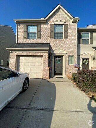 Building Photo - 3 Bedroom 2.5 Bath Townhome in Greenville ...