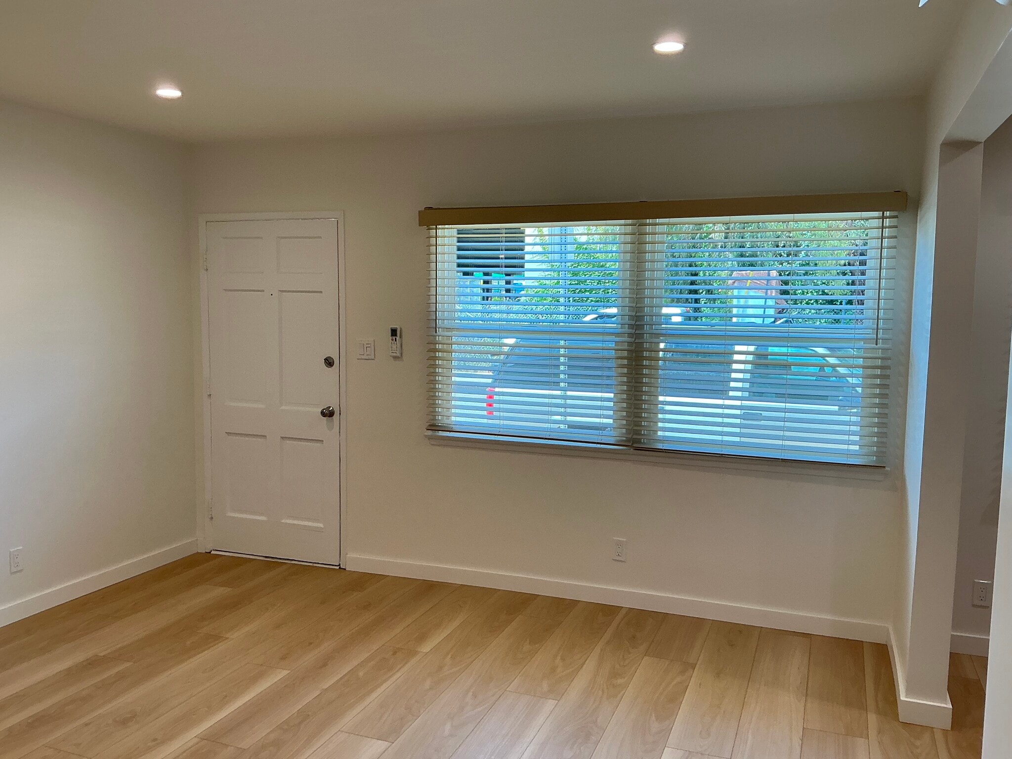 Building Photo - 3774 Tuller Ave